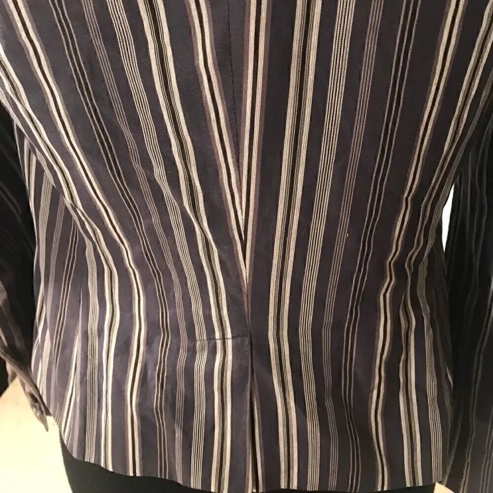 Calvin Klein Size 2 Stripped Jacket! - Picture 14 of 14
